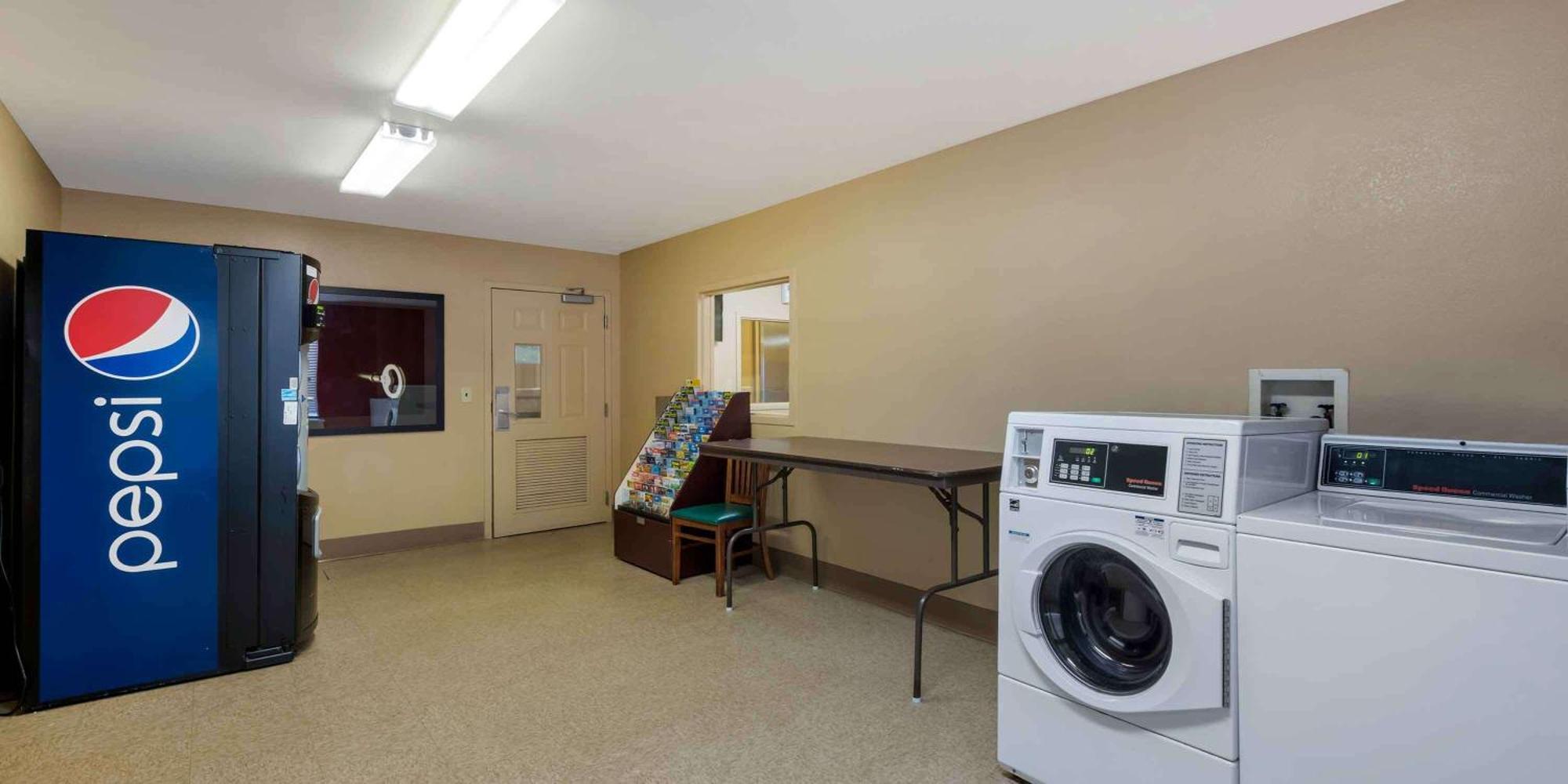 Extended Stay America Suites - Orlando - Orlando Theme Parks - Vineland Rd Eksteriør bilde